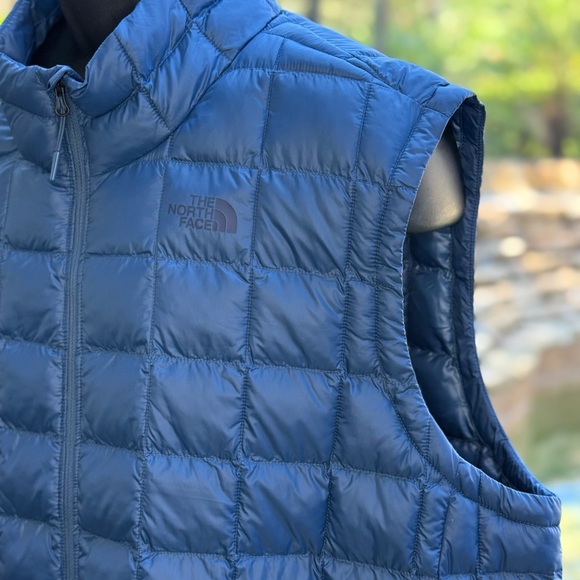 NORTH FACE THERMOBALL ECO VEST - Picture 3 of 10